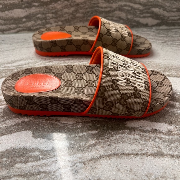Authentic Gucci x North Face slides size 38 - Picture 5 of 9